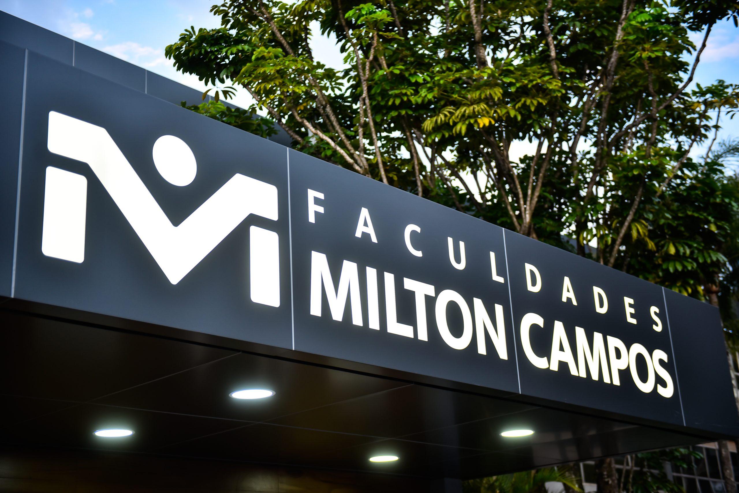 À Comunidade Acadêmica das Faculdades Milton Campos